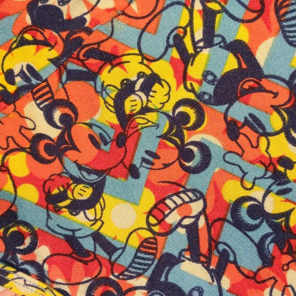 Lularoe Mickey Mouse Short Sleeve Top Size S - Picture 4 of 4